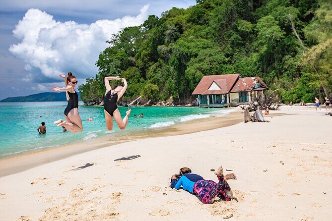 Bamboo & Phi Phi Islands, Maya & Pileh Bay Day Tour From Khao Lak - Bamboo Island: the easy win for swimming and snorkeling