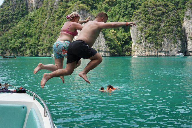 From Khao Lak : Phi Phi Islands Adventure Day Trip with Lunch - Ko Phi Phi Le snorkeling: where you go for fish and coral