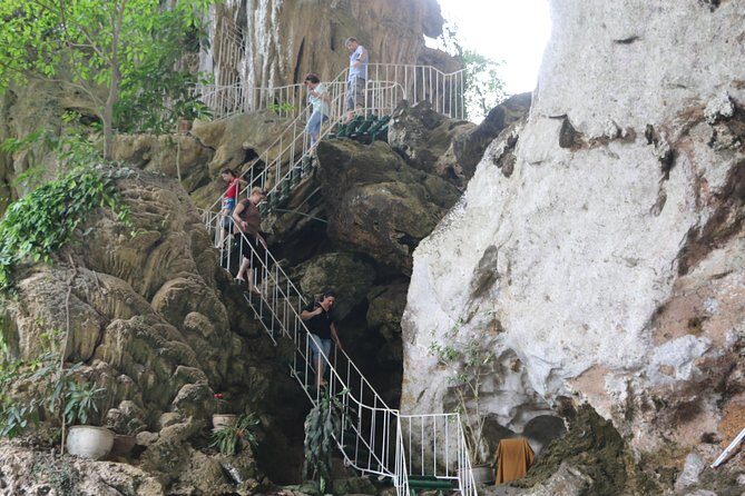 Full-Day Temple Tour Including Dragon Cave from Khao Lak - Dragon Cave Temple (Praya Nakarach Cave Temple): Stalagmites, Stalactites, and Quiet Focus