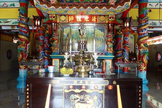 Historical And Cultural Day Tour To Takuapa Old Town From Khao Lak - Sino-Portuguese old walls and the governor’s residence area