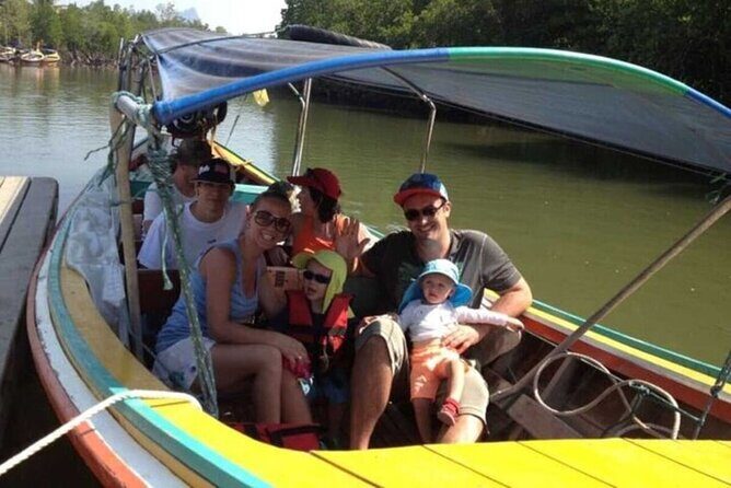 Khaolak Half Day: Phang Nga Bay, Tapu Island & Panyi Village Tour - Koh Panyi on stilts: what a short village stop is good for