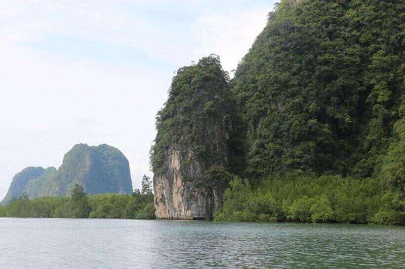 Khaolak: Phang Nga Bay, Tapu Island, and Panyi Village Tour - Khaolak’s Phang Nga Bay in 5 hours: what makes this short trip work