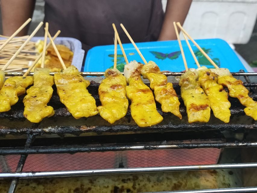 Takua Pa: Food Market, Tsunami Museum, Temple, & Old Town - Takuapa Old Town Walk: Sino-European Streets and Century-Old Clues